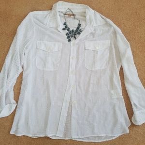 💚Slightly sheer Ellen Tracy white blouse